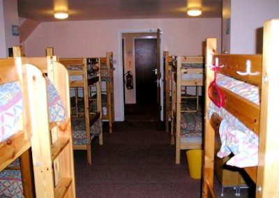 Carmichael-Centre-bunkbed-room
